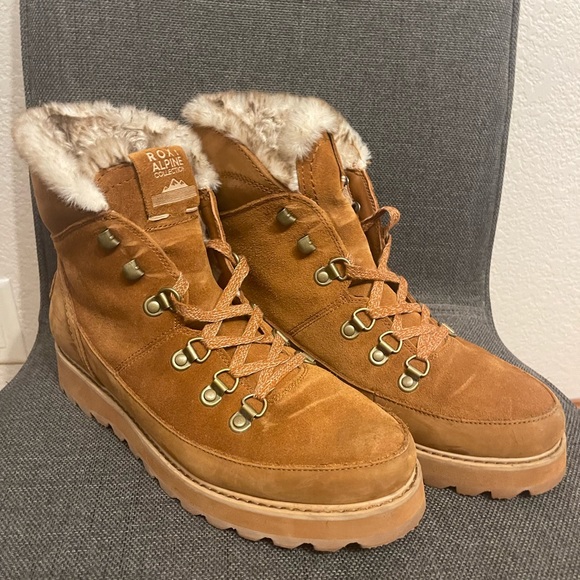 Roxy Winter Boots Chestnut Brown - Picture 2 of 10